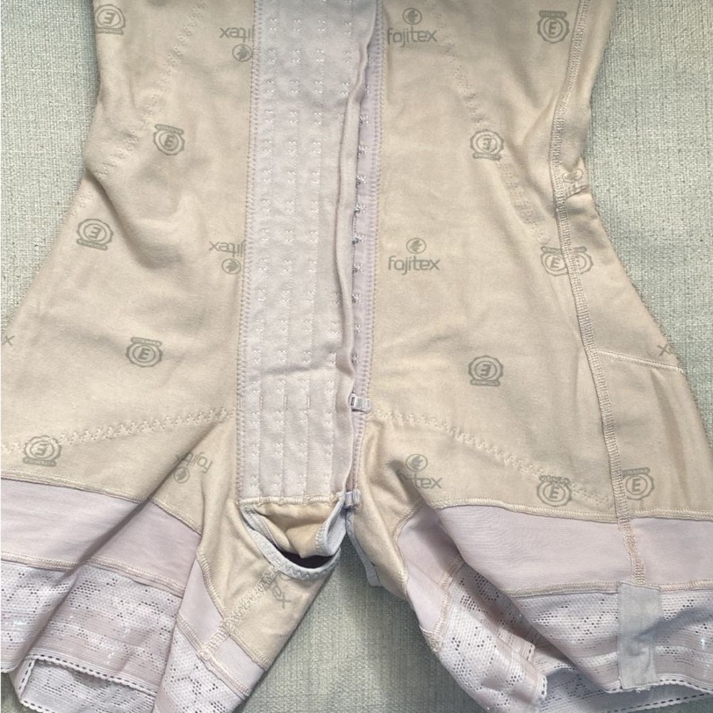 Fajitex Shapewear Bodysuit in Cream